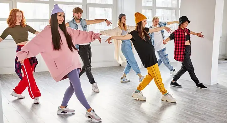 Dans Kursu Eminönü – İçindeki Dansçıyı Açığa Çıkar!