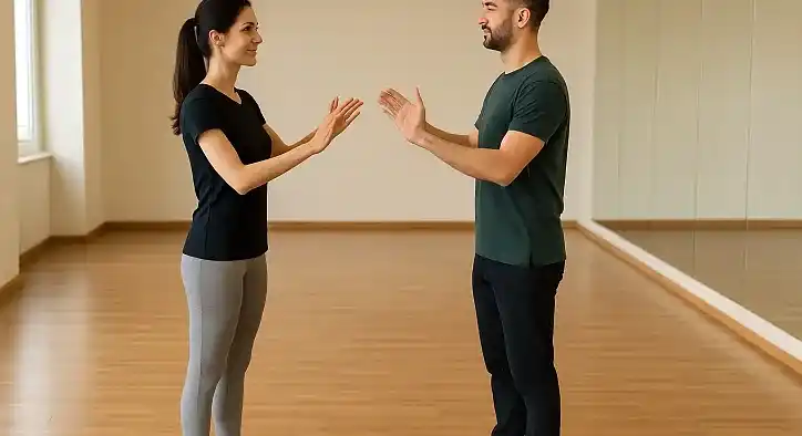 Dans Ederken El Ele Nasıl Tutuşulur? (Kadın ve Erkek İçin Resimli Pozisyon Rehberi)